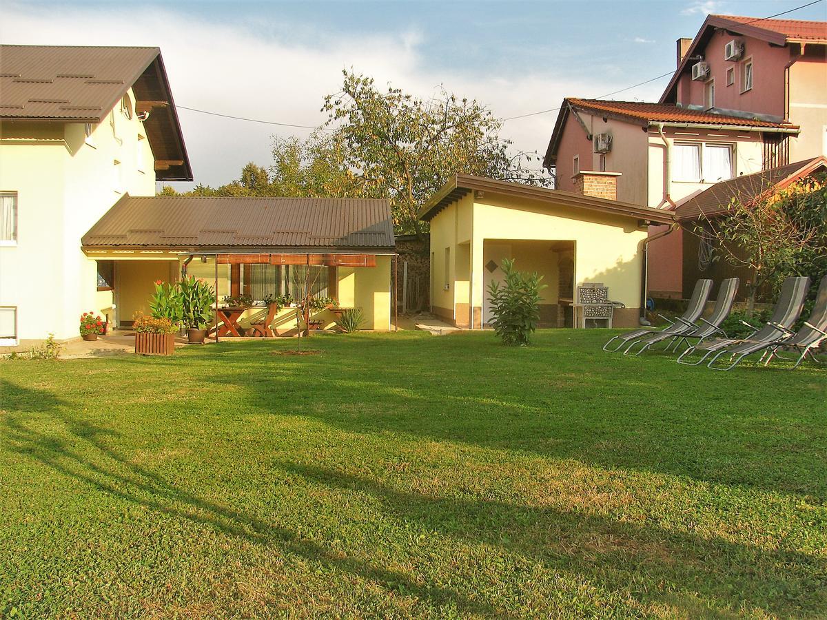 House Sekulic Hotel Grabovac  Buitenkant foto