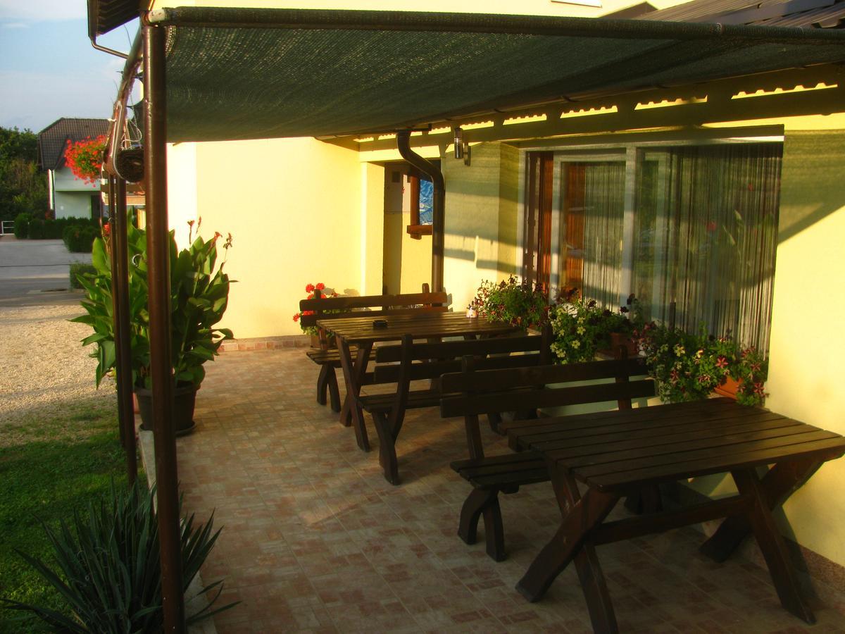 House Sekulic Hotel Grabovac  Buitenkant foto
